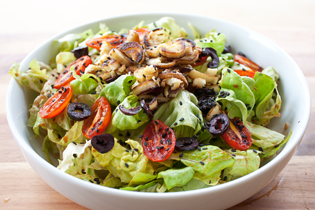 Sauteed Hearts of Palm, Grape Tomato, and Kalamata Olive Salad with Sun Dried Tomato Dressing